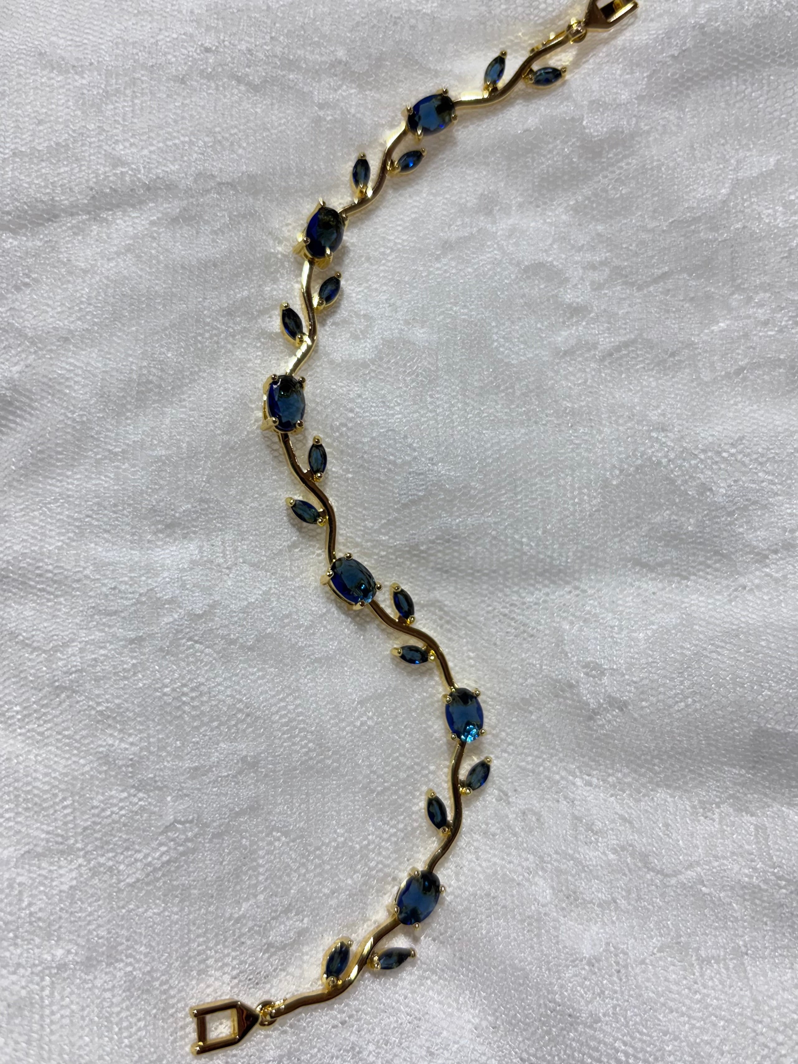 tulip bracelet